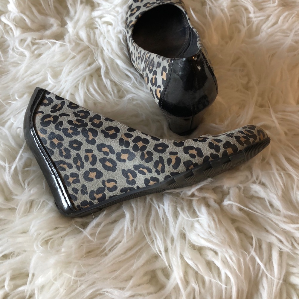 Kenneth Cole Reaction platform heels
